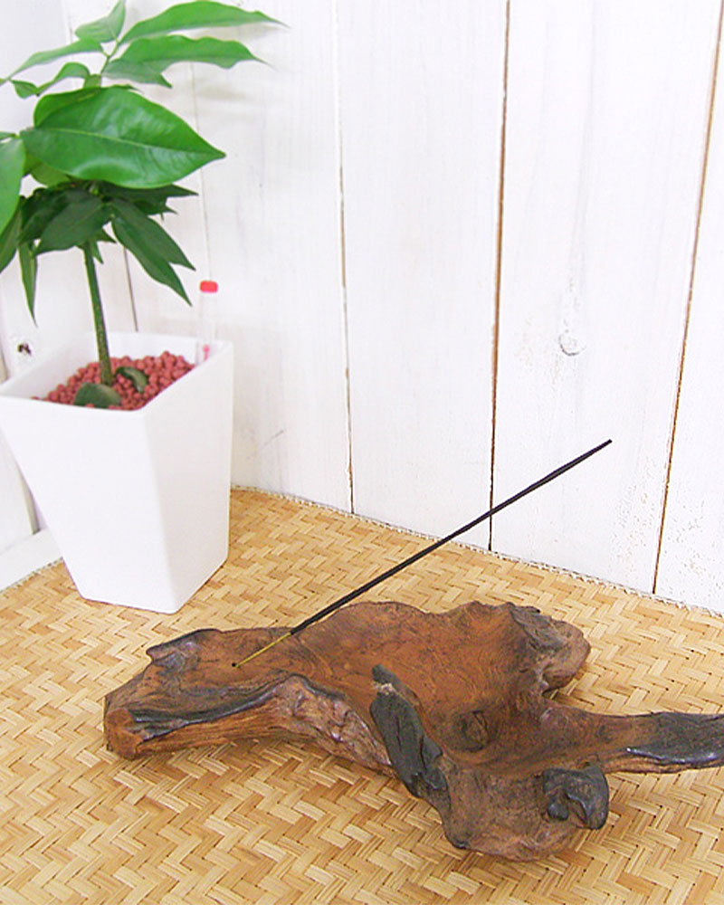 shanti / チークの根っこトレイ(インセンスホルダー)｜テソロ(tesoro