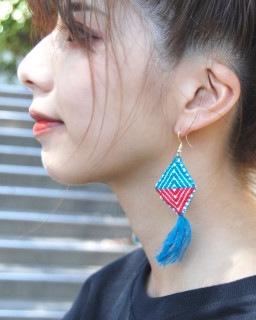 tesoro / 刺繍ピアス ダイヤ / ブルー×コーラル [メール便対象品]|tesoro|ブランド