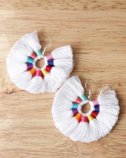 tesoro / サークルフリンジピアス / ホワイト [メール便対象品]|tesoro|ブランド