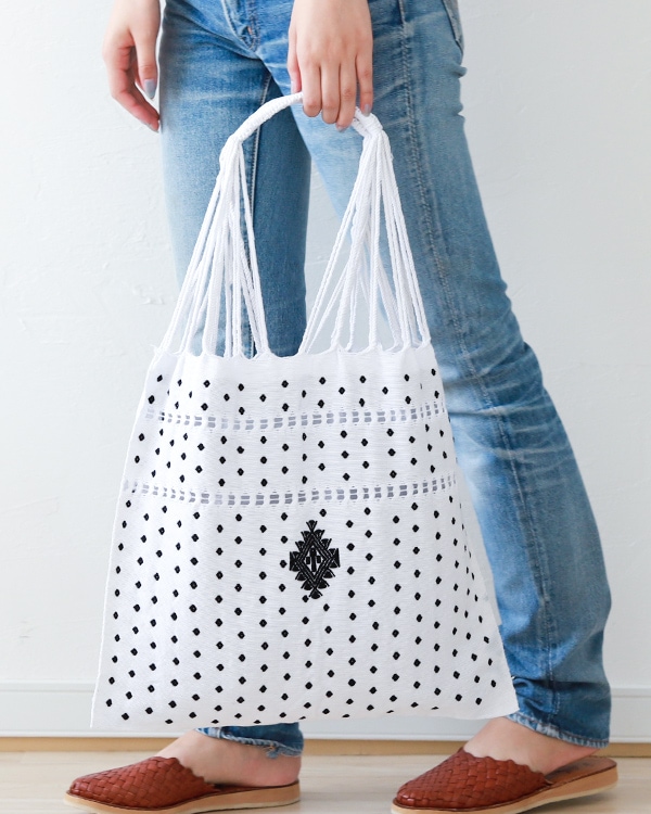 tesoro / �ϥ��å��Хå� ��饤�󥵡��� ������ / �ۥ磻��