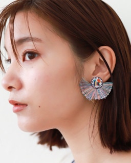 tesoro / オトミ刺繍フリンジピアス / パステルレインボー [メール便対象品]|ブランド