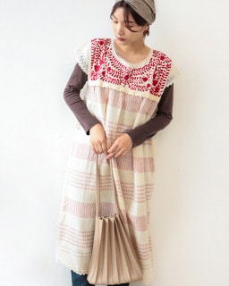 ≪20%OFF≫ tesoro / パロマ刺繍ワンピース / ルビーレッド（ペダル織り）|ブランド