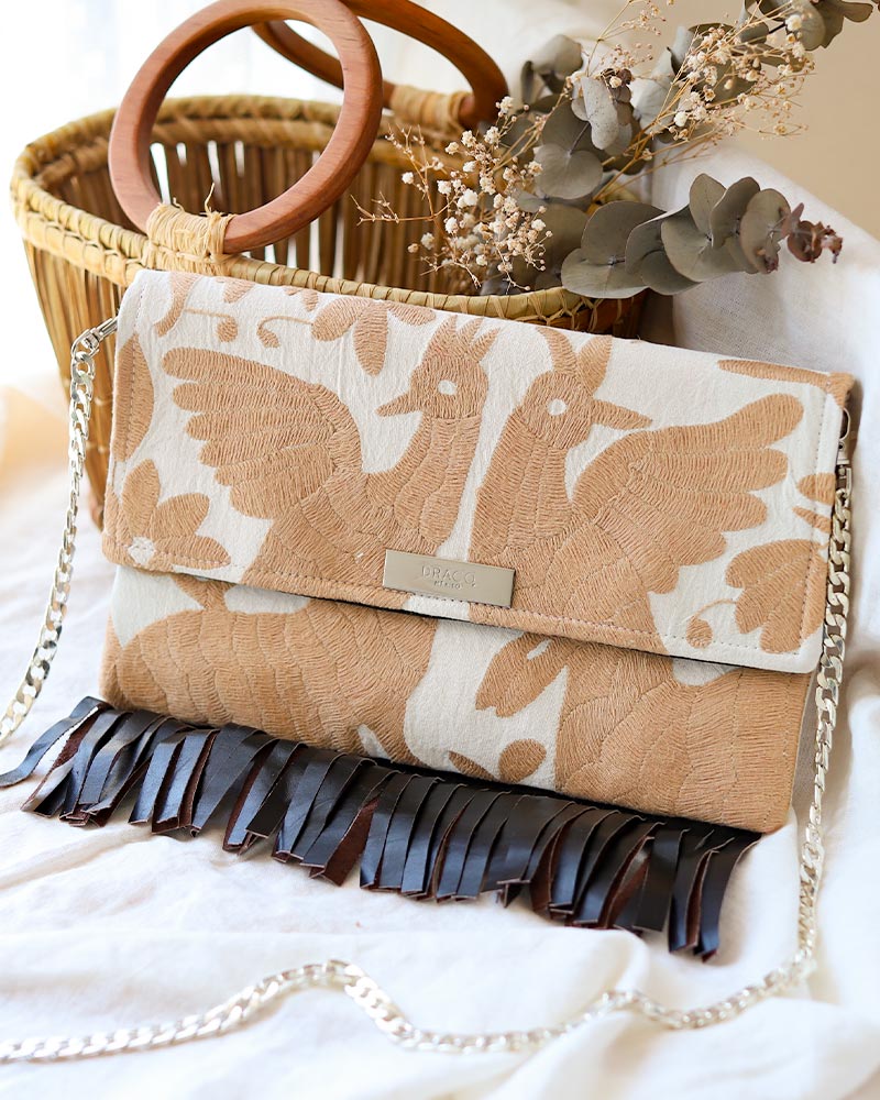 ト*ラ様 mezzo piano 刺繍ハンドバッグ 25th anniversary キラキラハートロゴトート(F ライト ブルー