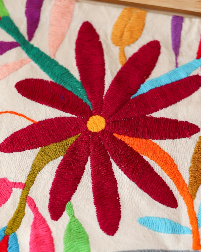 tesoro / オトミ刺繍 クッションカバーA【DRACO】｜テソロ(tesoro)公式通販