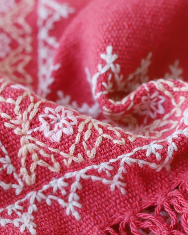 tesoro / メキシコ刺繍ポンチョ / サーモンピンク｜テソロ(tesoro)公式通販