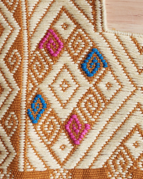 tesoro / 饤󥵡ɽ֥饦 / ޥ