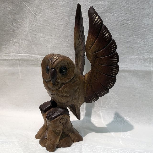 フクロウの巣だった御神木、幸運の丸太