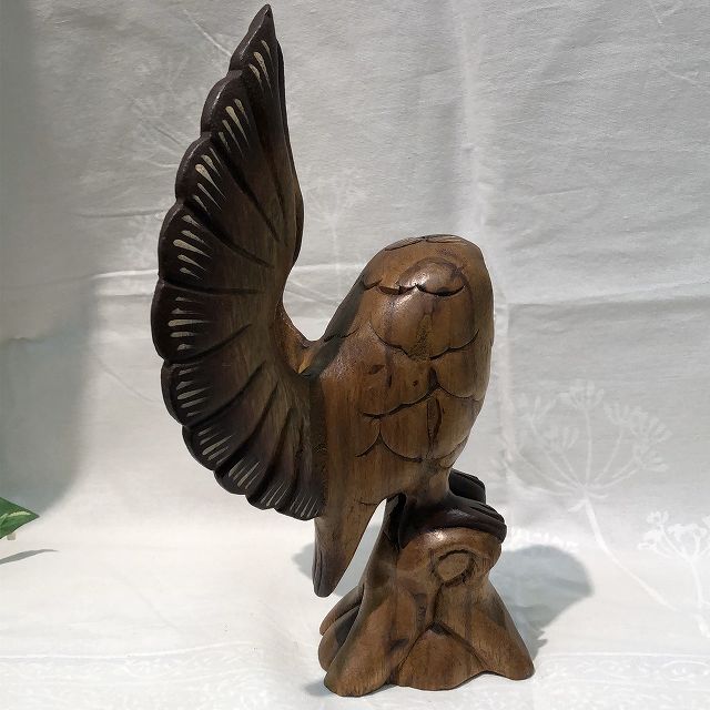 shanti / 木彫り飛び立つフクロウ｜テソロ(tesoro)公式通販