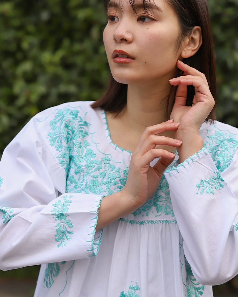 tesoro /High Grade 󥢥ȥˡλɽ֥饦 / ۥ磻ȡߥɥ꡼