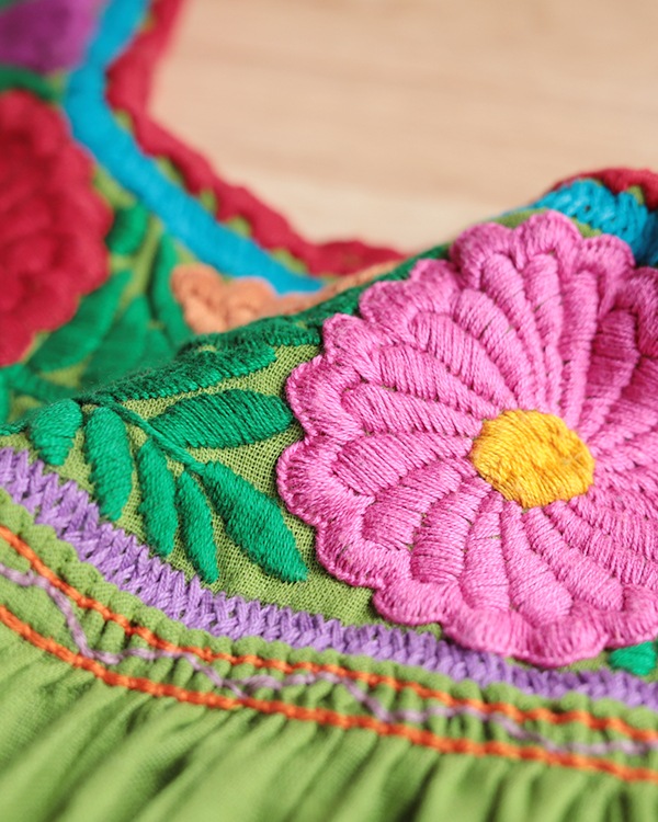 tesoro / ѥɽ Ⱦµ֥饦 / ꡼