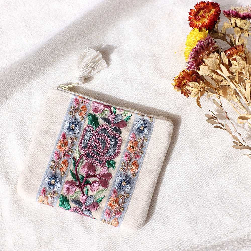 インド刺繍リボン　ポーチ shanti / インド刺繍リボン ポーチ S [メール便対象品]｜テソロ(tesoro