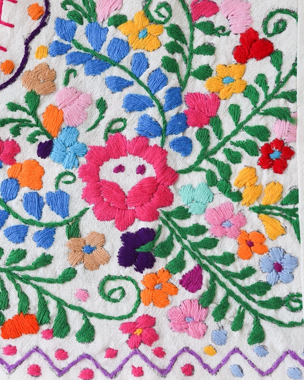 tesoro / �����ϥ��ɽ��֥饦�� / �ߥ륭���ۥ磻��1