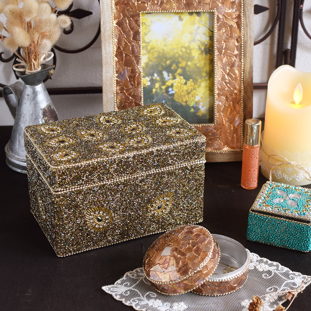 shanti / �ӡ����쥯���󥰥�ܥå���