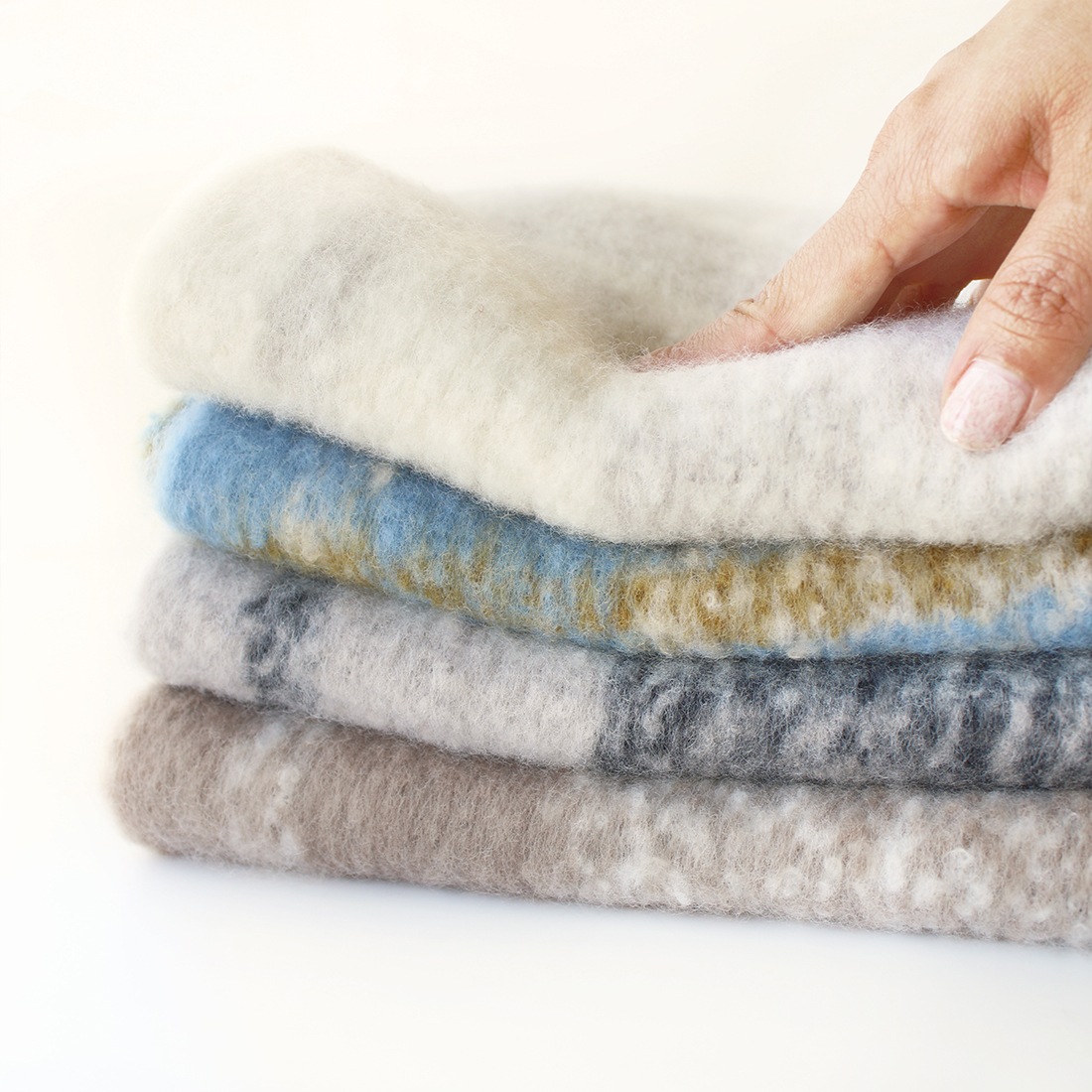 shanti / ���ȡ��� �ꥵ������֡����졼�����å�