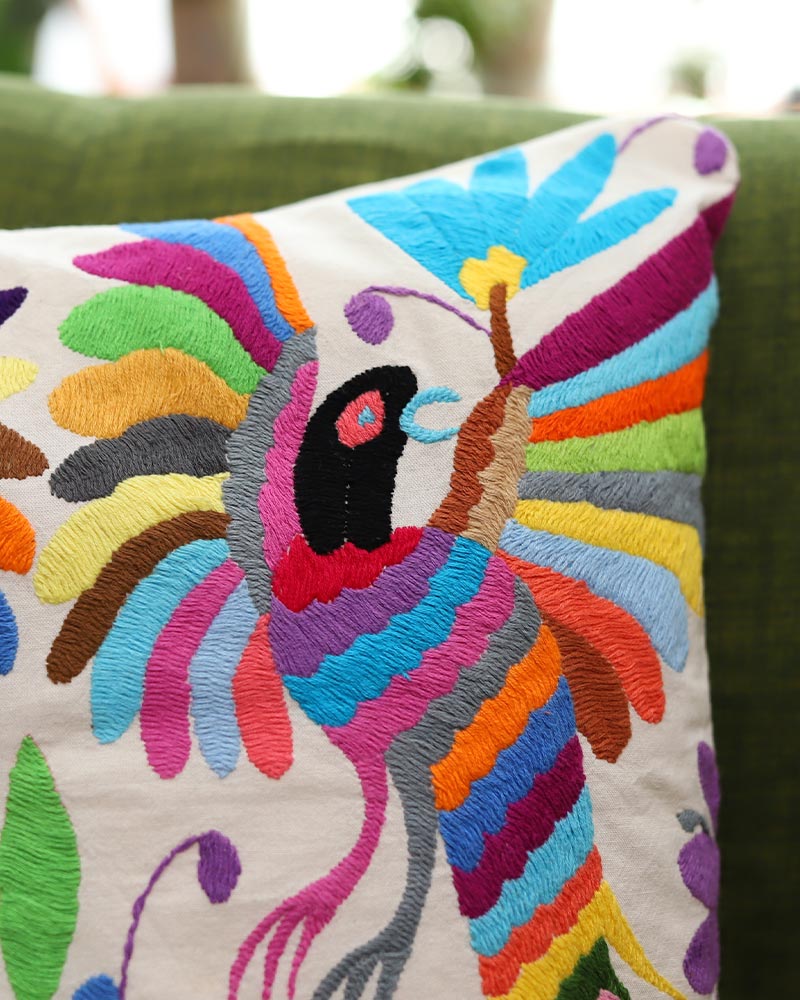 tesoro / オトミ刺繍 クッションカバーB【DRACO】｜テソロ