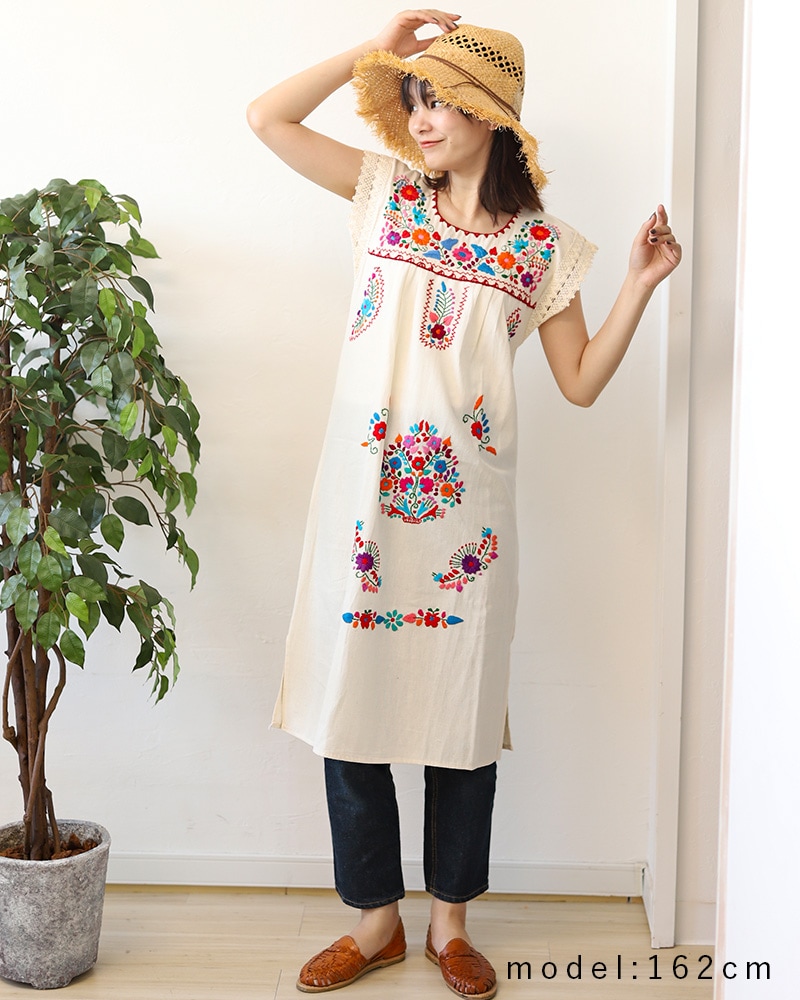 新品　XL(LL)サイズ【手刺繍】メキシコ刺繍ワンピース　メキシコ刺繍手芸品 新品 XL(LL)サイズ【手刺繍】メキシコ刺繍ワンピース メキシコ