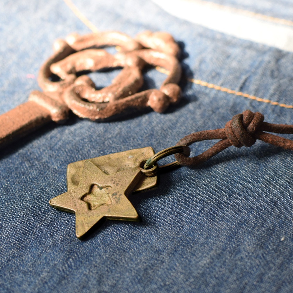 shanti / �ͥå��쥹  ������ [�᡼�����о���]