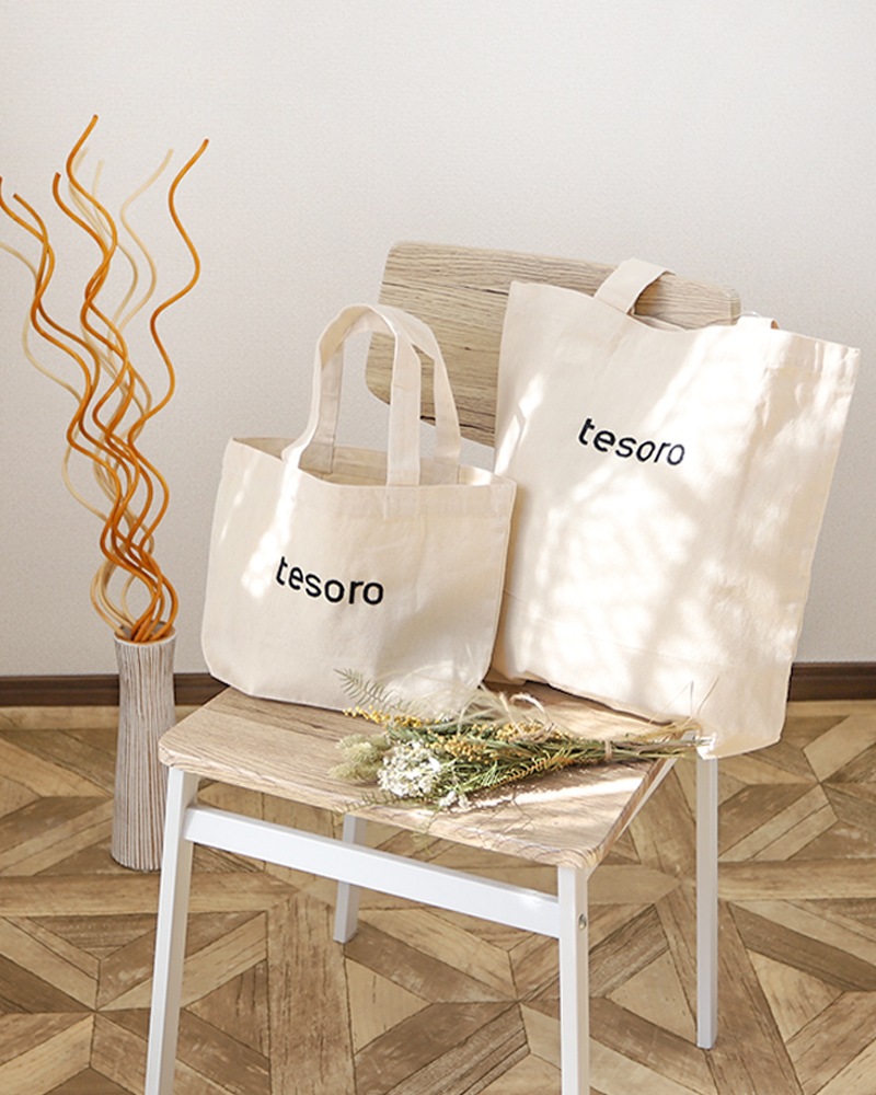 tesoro / ロゴ刺繍トートバッグM|テソロ(tesoro)公式通販 tesoro / ロゴ刺繍トートバッグM|テソロ(tesoro)公式通販