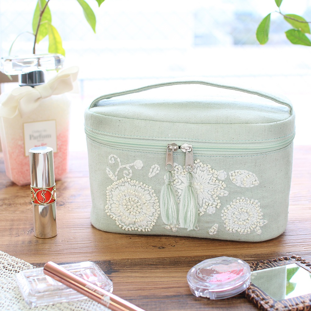 shanti / 刺繍バニティポーチ テンダーフラワー｜テソロ(tesoro)公式通販