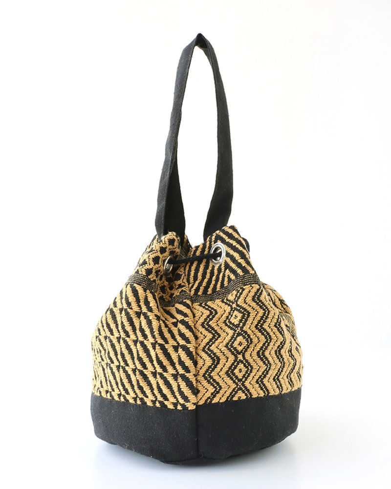 shanti / Хå  եꥫ [᡼о]