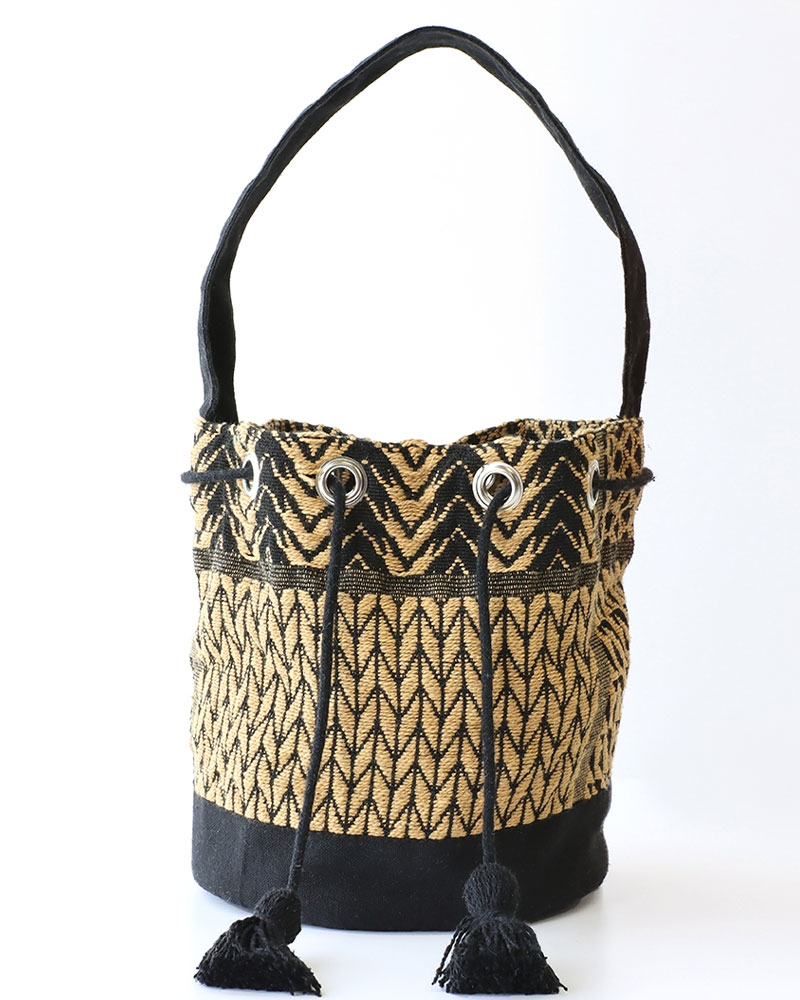 shanti / Хå  եꥫ [᡼о]