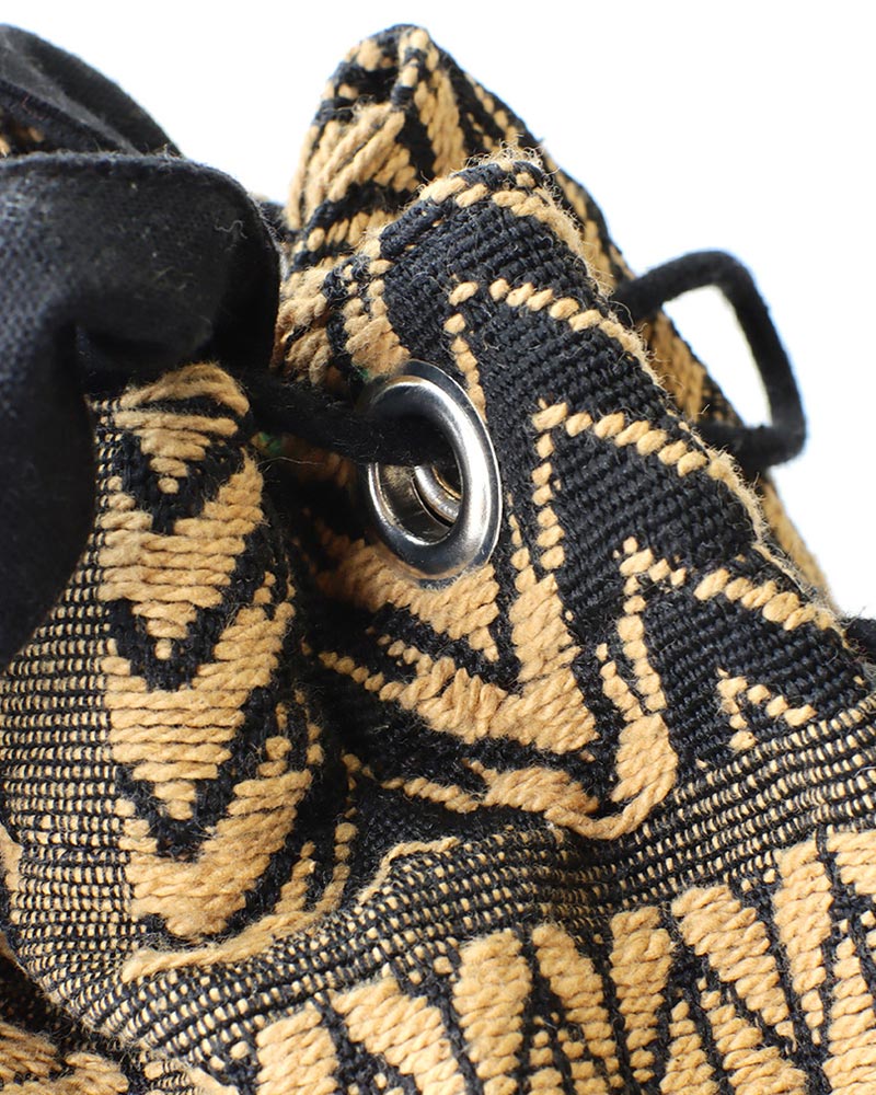 shanti / Хå  եꥫ [᡼о]