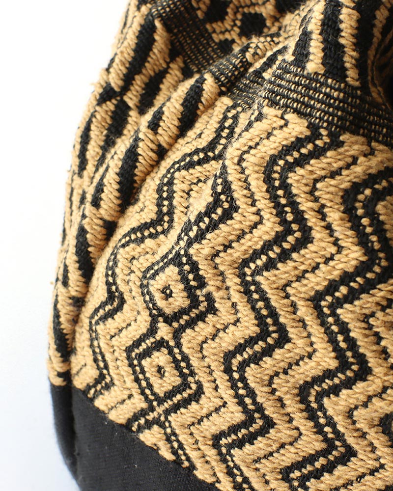 shanti / Хå  եꥫ [᡼о]