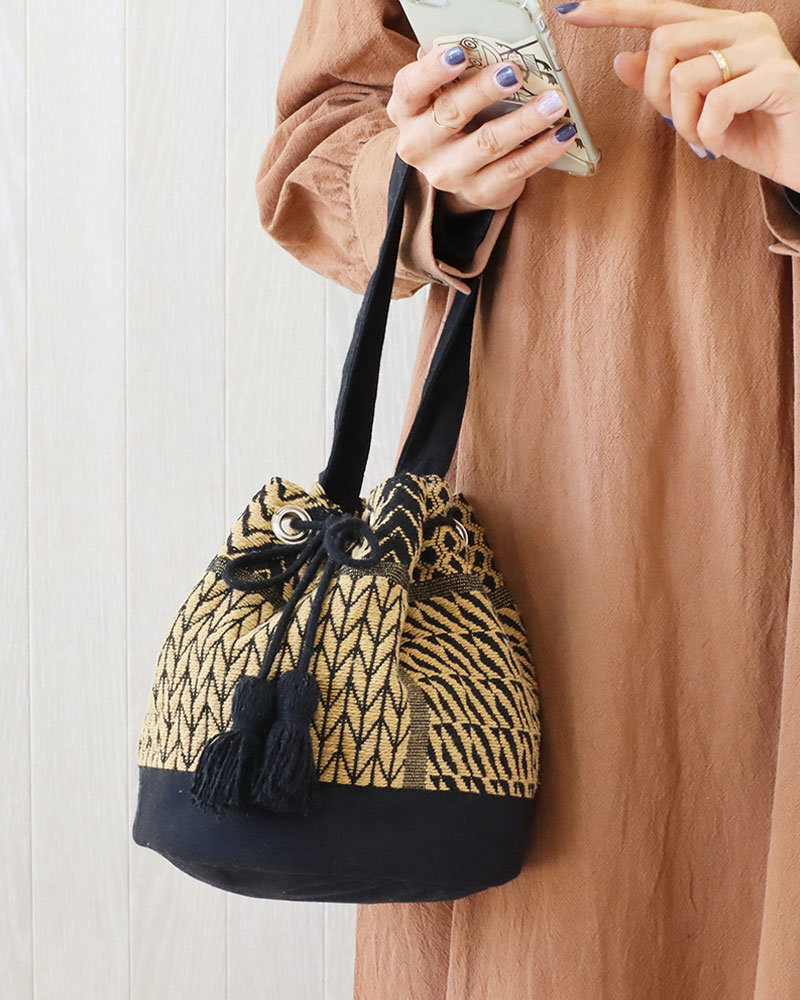 shanti / Хå  եꥫ [᡼о]