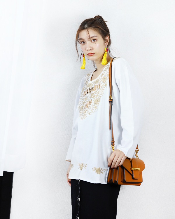 tesoro / �����ϥ��ɽ��֥饦�� / �ۥ磻�ȡߥ������