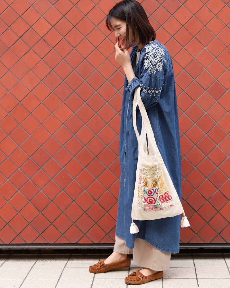 shanti / ���������ԡ��� �ǥ˥२���