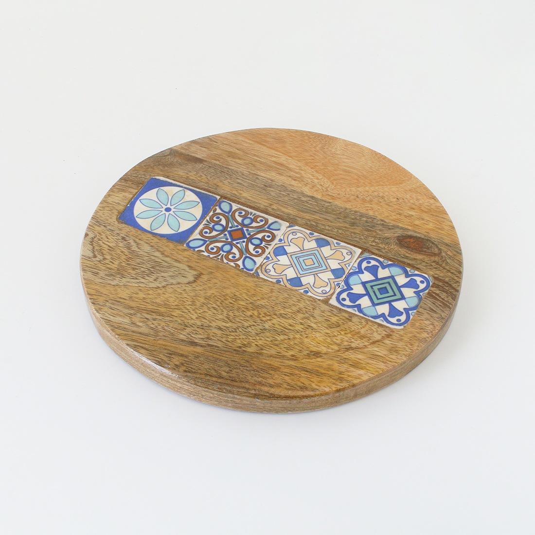 shanti / ���ߤ� �������� �ܥإߥ��󥿥���