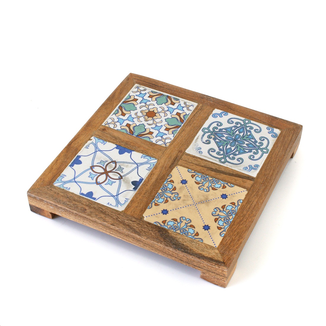 shanti / ���ߤ� �������� �ܥإߥ��󥿥���