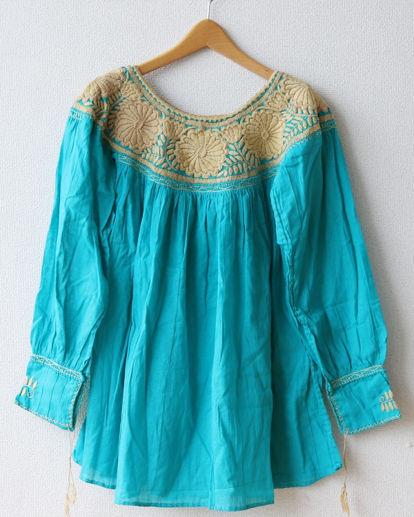 tesoro / ѥɽ֥饦 / 饤ȥ֥롼