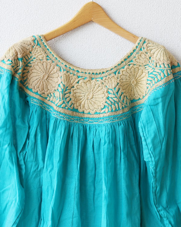 tesoro / ѥɽ֥饦 / 饤ȥ֥롼