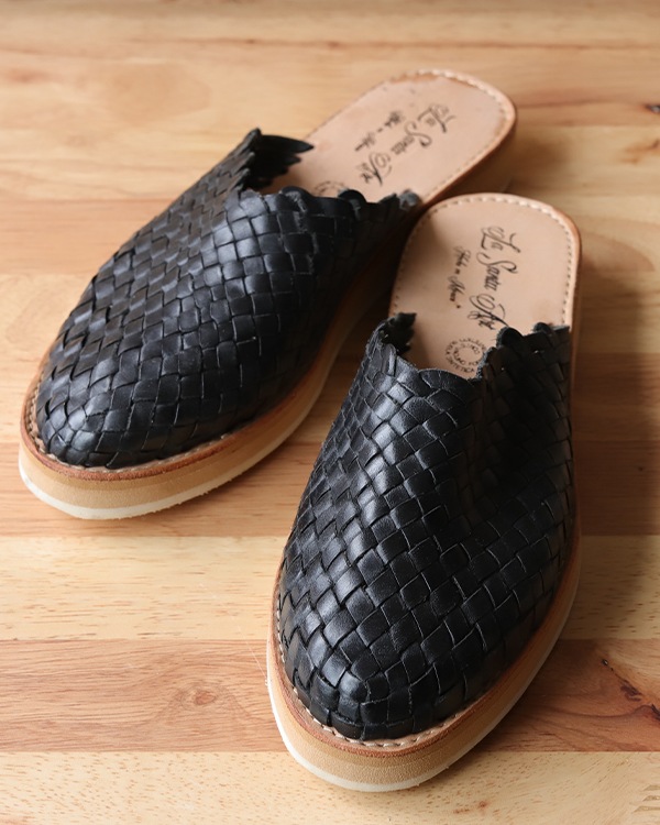 tesoro / �������ե�åȥ������ / �֥�å� 25.0cm