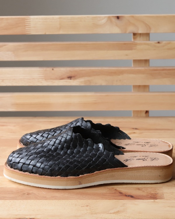 tesoro / �������ե�åȥ������ / �֥�å� 25.0cm