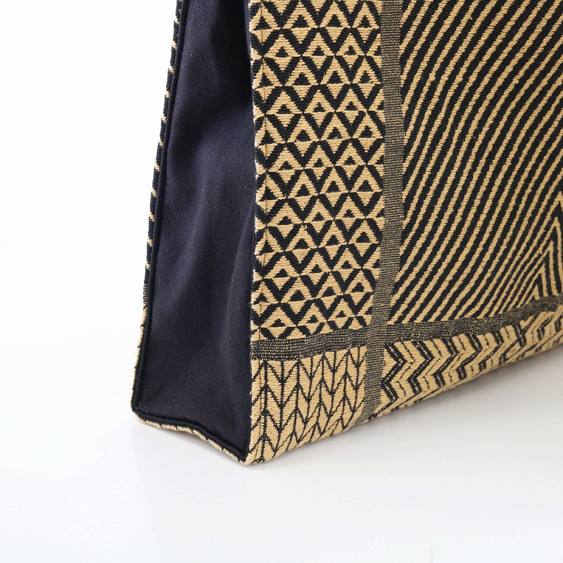 ں١ shanti / ȡȡȥХå եꥫ