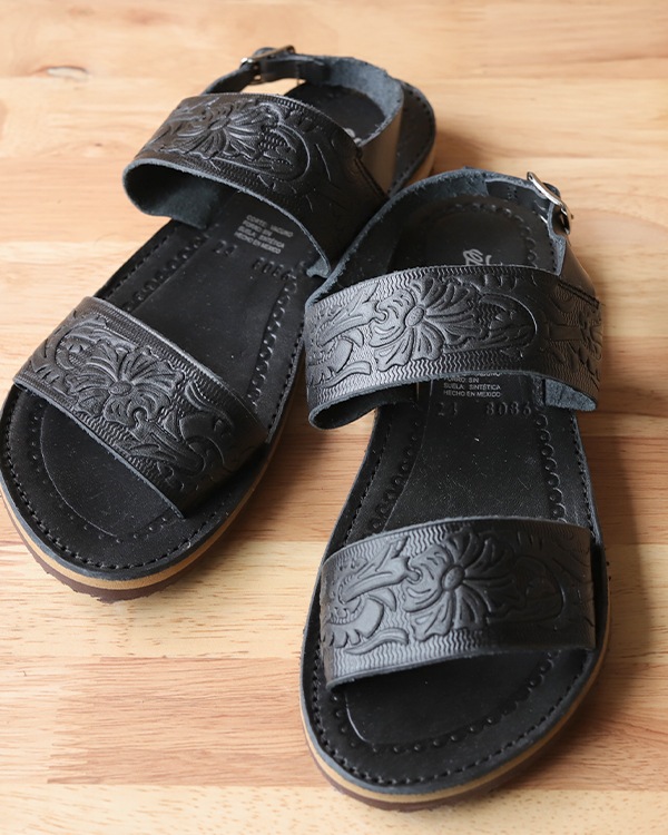 tesoro / �ᥭ������쥶��������� / �֥�å�