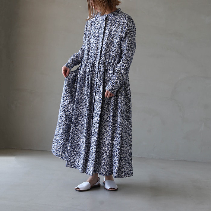 【新品】R&D.M.Co- オールドマンズテーラー ワンピース リネン藍色 新品】R&D.M.Co- オールドマンズテーラー ワンピース リネン藍色