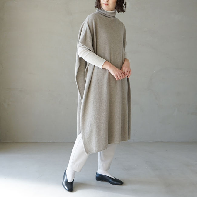 e223k195) / evam eva (エヴァムエヴァ) / wool sable poncho