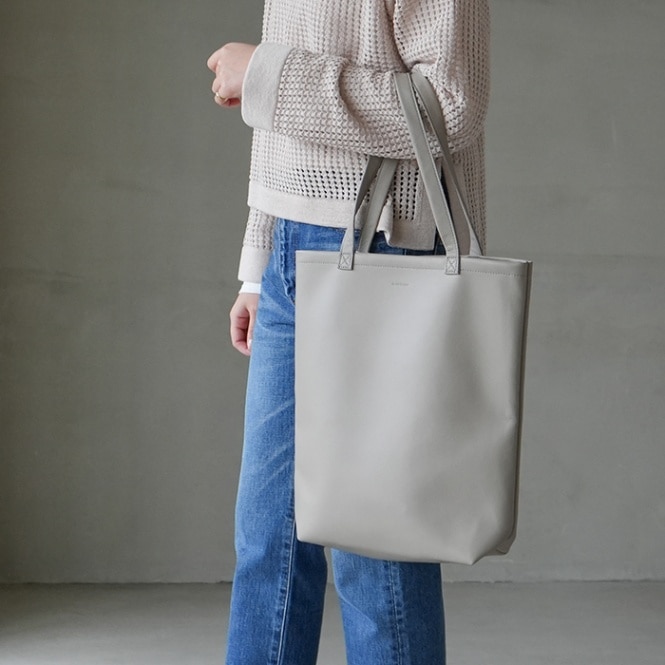 mj-rb-cbs) Hender Scheme / (エンダースキーマ) / cow bag S