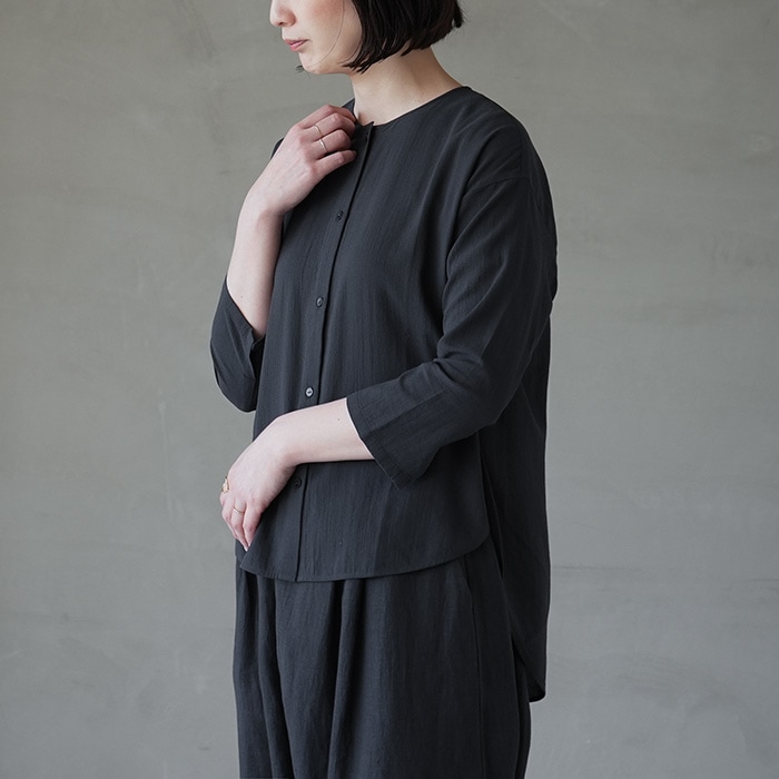 e231t195) / evam eva (エヴァムエヴァ) /cotton slit shirts