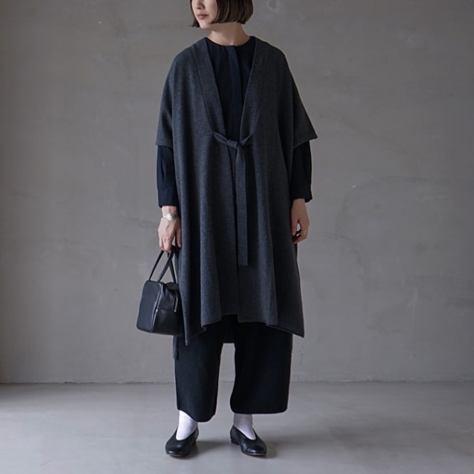 evam eva | WOODY HOUSE LBR