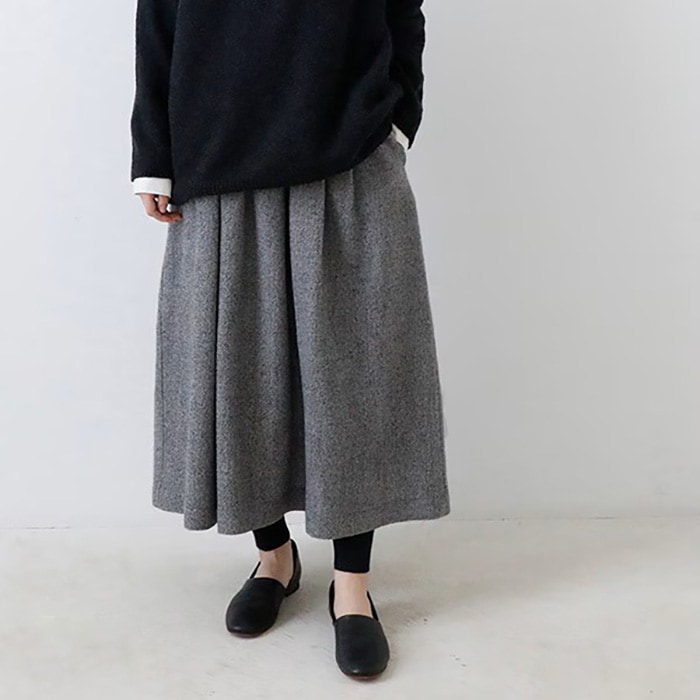 e253t223) / evam eva (エヴァムエヴァ) / wool skirt(ウールスカート