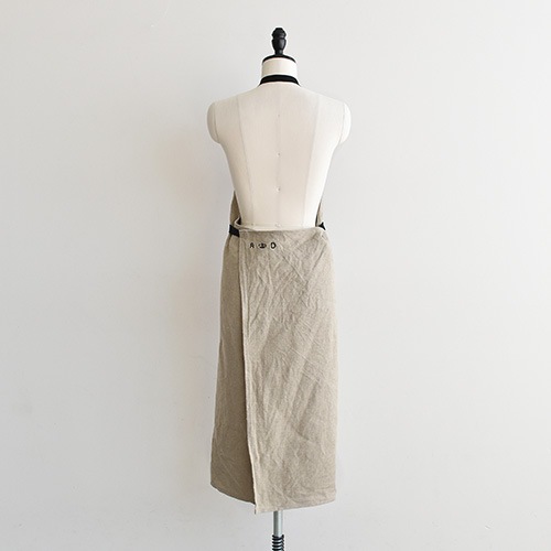 R&D.M.Co-/OLDMANS TAILOR キャンバスリネンエプロン R&D.M.Co-/OLDMANS TAILOR キャンバスリネンエプロン - メルカリ