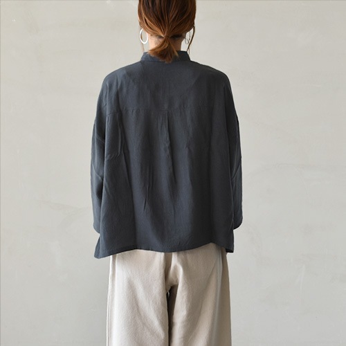 e211t086) / evam eva(エヴァムエヴァ) / cupro square shirts