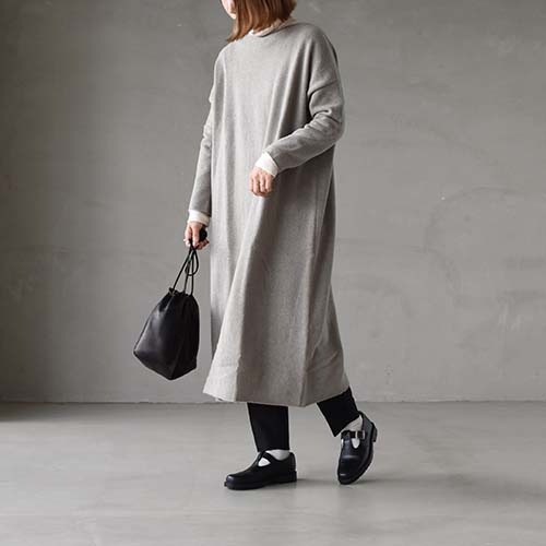 evam eva エヴァムエヴァ ウールサイドタックワンピース シェルボタン evam eva エヴァムエヴァ ウールサイドタックワンピース シェル