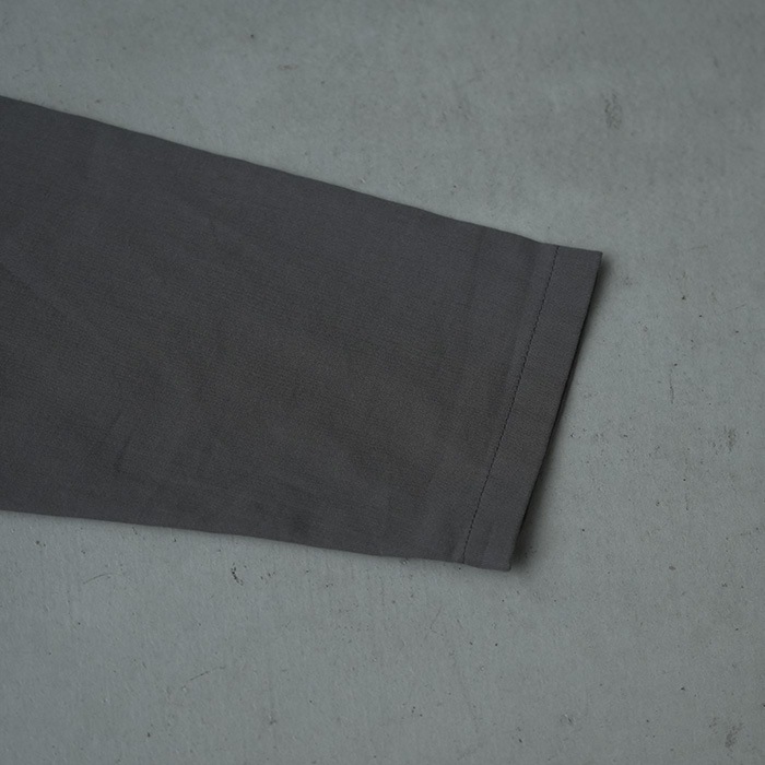 □(e243t044) / evam eva(エヴァムエヴァ) / gathered one-piece