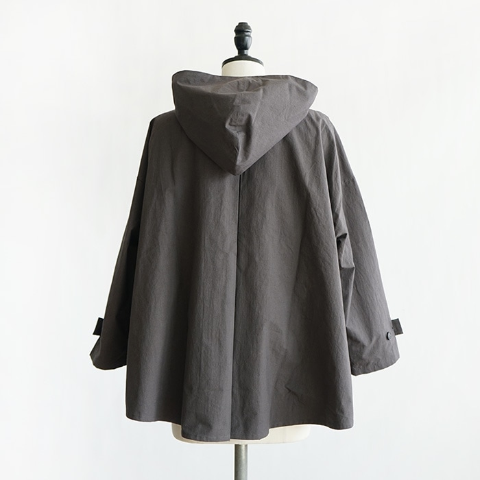 evam eva フーデット　ショートコート e223t069) / evam eva (エヴァムエヴァ) / hooded short coat