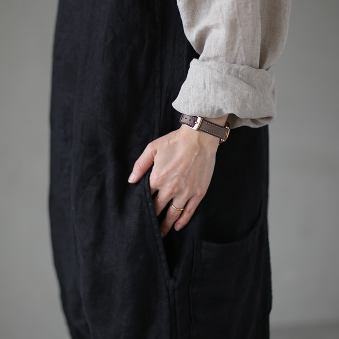 【美品】Vlas Blomme リネンサロペット 黒 ヴラスプラム ネストローブ 美品】Vlas Blomme リネンサロペット 黒 ヴラスプラム ネスト